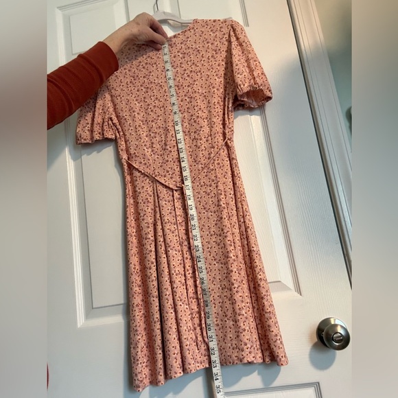 Peach Floral V-Neck Puff Sleeve Mini Dress With Tie/Belt Waist - Size L - Picture 5 of 8